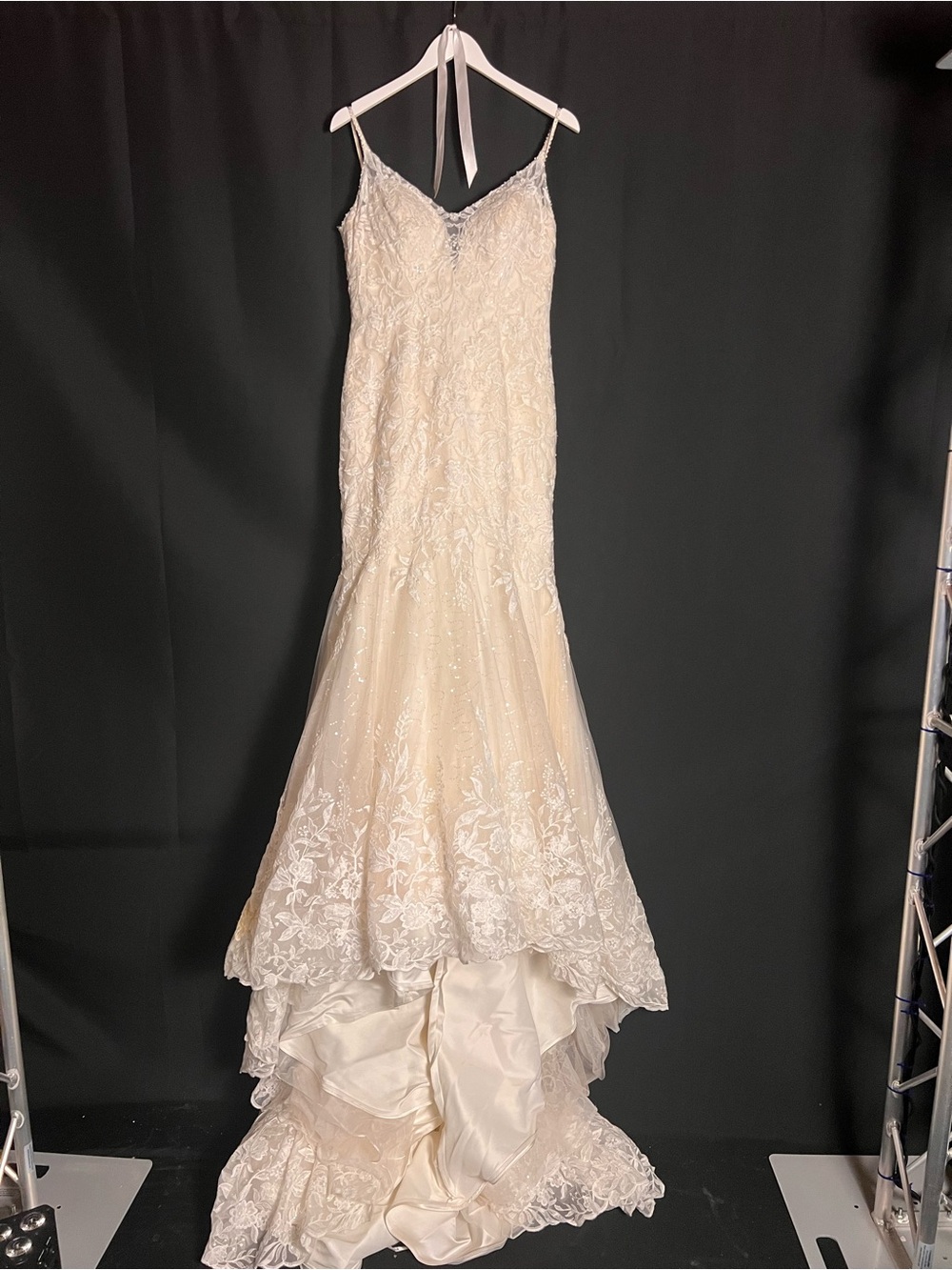 Maggie Sottero Ivory Lace Mermaid Wedding Dress